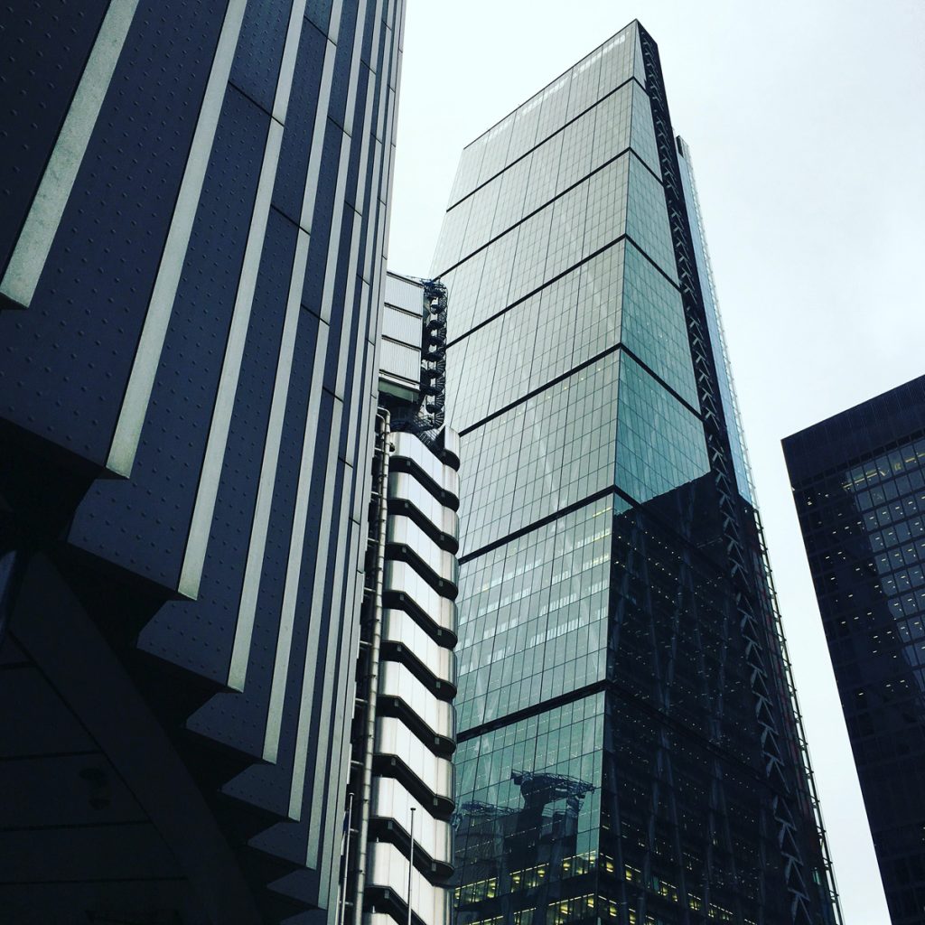 Hington Klarsey: skyscrapers and office buildings